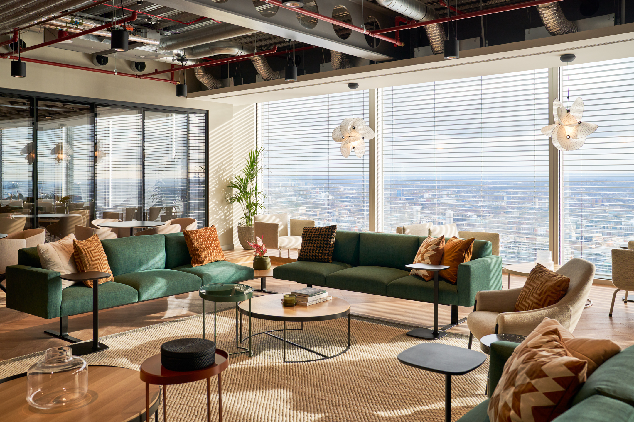 Bentley Systems' workspace at 8 Bishopsgate, the UK's tallest BREEAM outstanding building, showcases sustainable design through eco-friendly materials, and smart technologies.